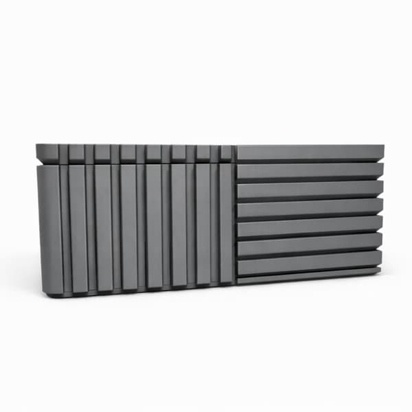 Grå rillet organizer-boks med låg til kontorartikler