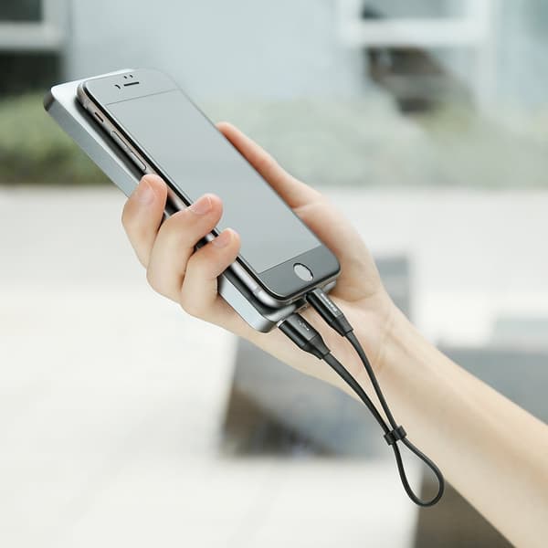 Platt USB-kabel iPhone Lightning-kabel med hållare 2A 23CM Svart
