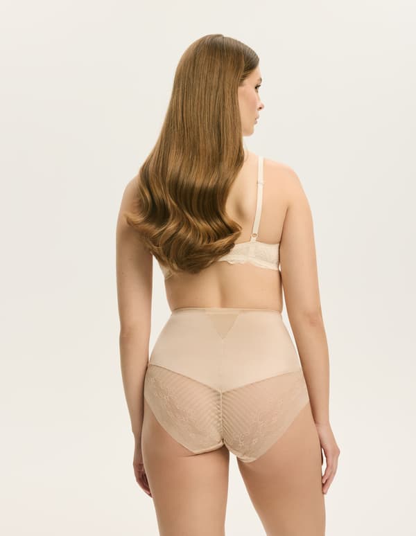Slim M Shaping Trusser