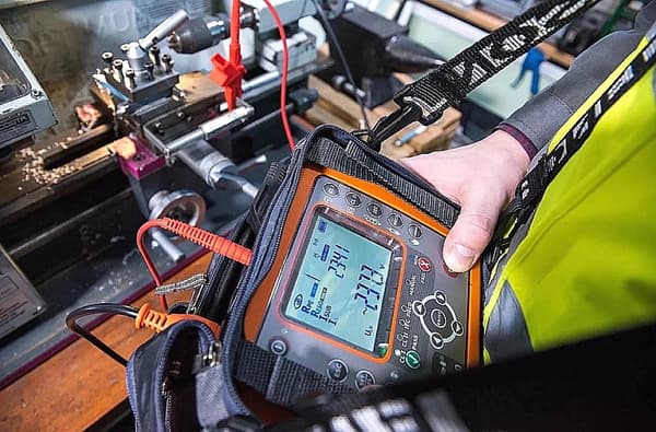 SONEL PAT-10 Säkerhetstestare för elektrisk utrustning