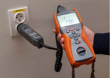 SONEL MPI-507 Monitoiminen sähköasennusparametrimittari