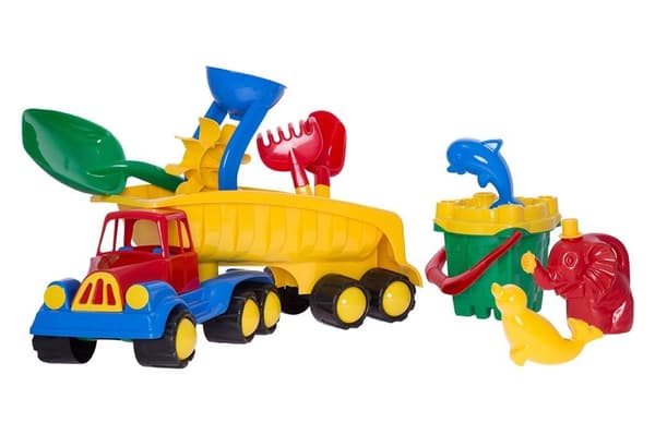 Kuorma-auto perävaunulla ja kauhanlukolla