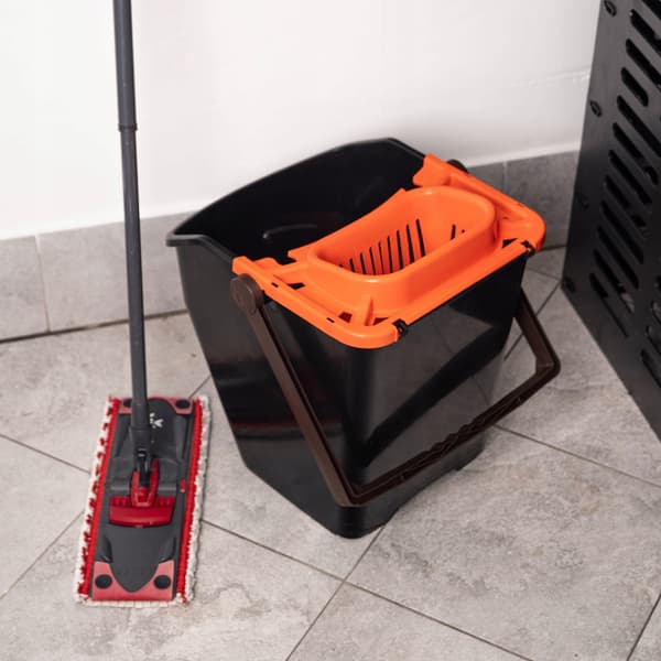 25L spand med vridemaskine FLAD MOPPE - SORT-ORANGE