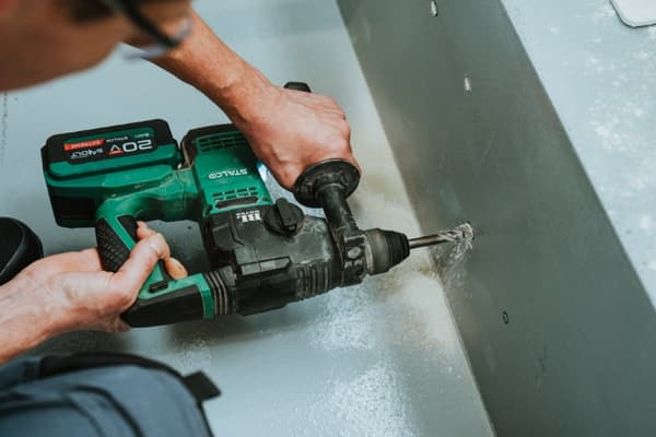 RHS20-18BL AK2X4AH HAMMER