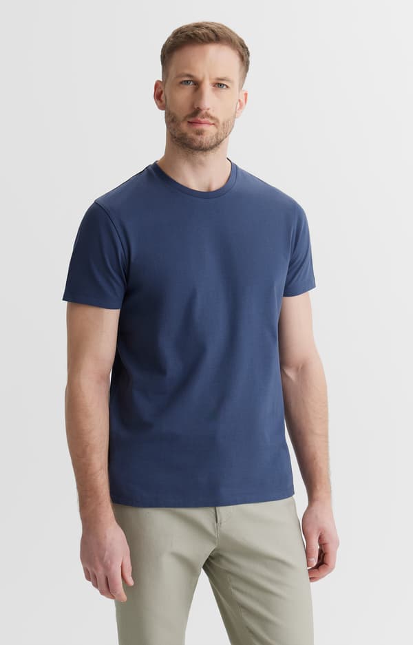 Ensfarvet t-shirt S