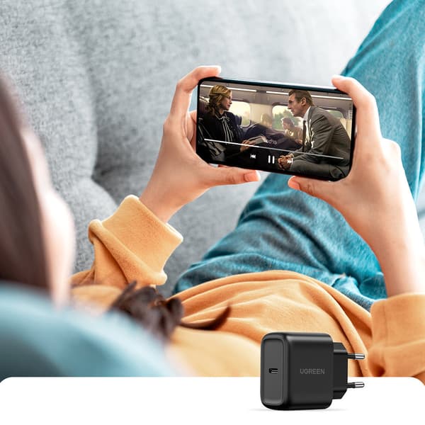 USB-C 25W PD Vægoplader til Telefon + 2m USB-C Kabel Sort