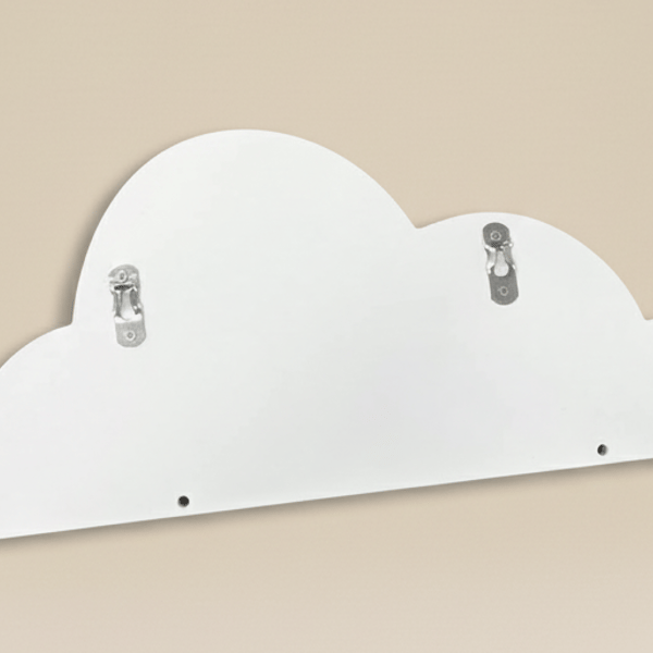 Cloud væghylde - hvid, designertilføjelse til et børneværelse