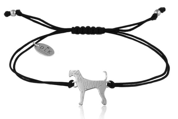 Silverarmband med Airedaleterrier-motiv