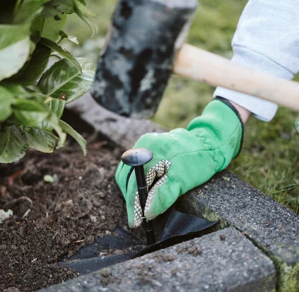 PLASTIKHAVEANKERE TIL AGROTEXTIL 15CM 50 STK.