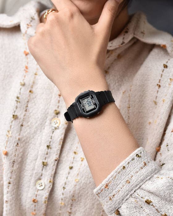 børneur CASIO LA-20WH-1AEF + boks