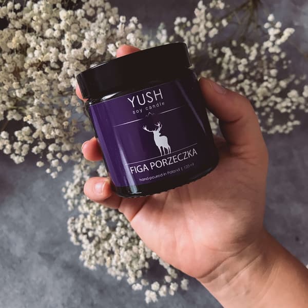 Figen Solbær - Duftlys med soja - YUSH - 120ml