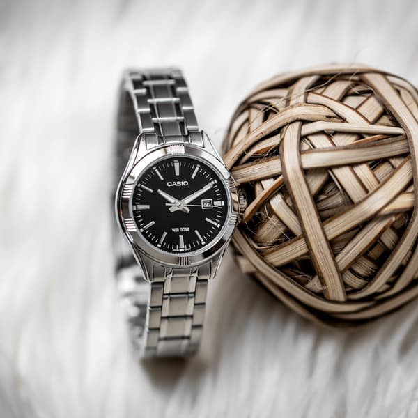 DAMKLOCKA CASIO LTP-1308D-1AVDF (zd605b) + LÅDA