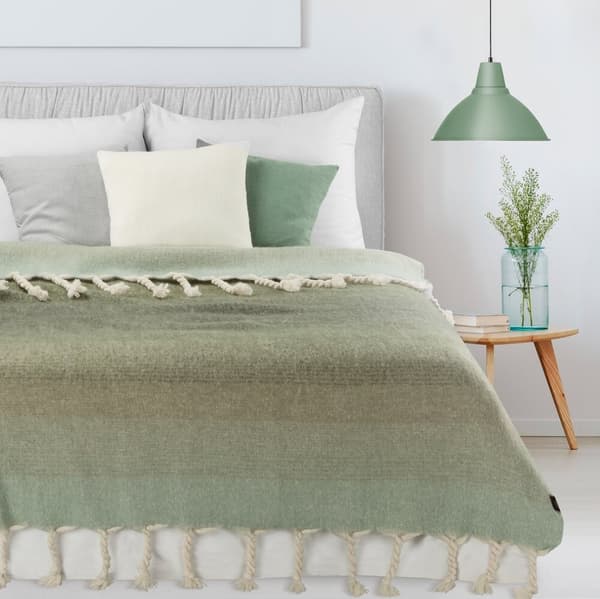 MOHAIR tæppe 130x170 grøn creme