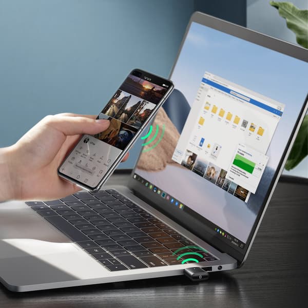 Bluetooth 5.0 USB-A -lähetin-vastaanotinsovitin musta