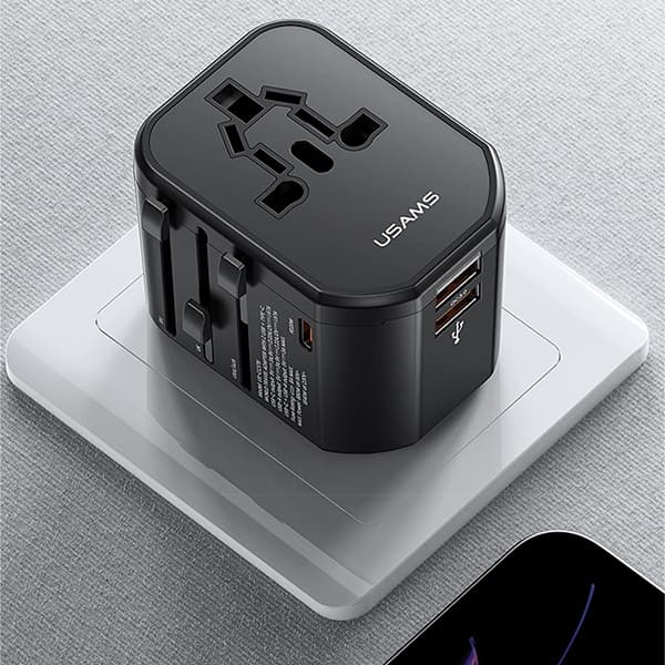 USAMS Adapter netværk 2xUSB+1xUSB-C T59 20W4in1 US/AU/EU/UK sort/sort CC179TC01 (US-CC179) Universal rejseoplader
