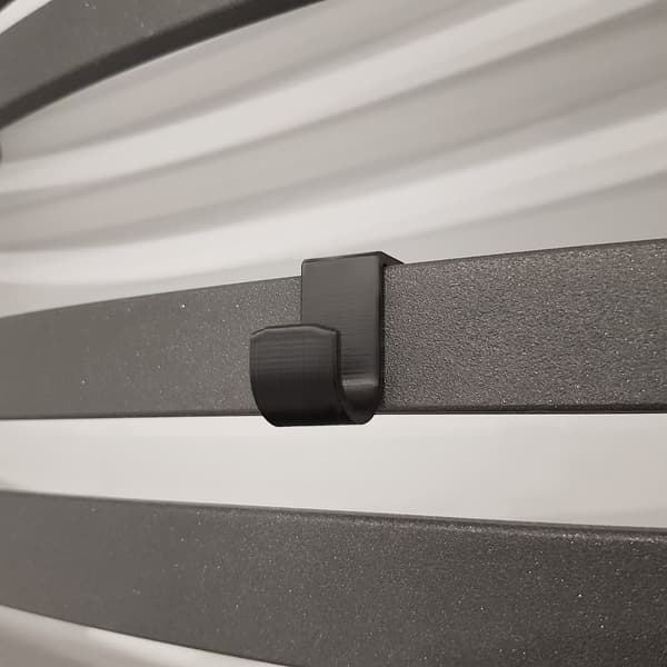 Sæt med 4 radiatorophæng 20 mm sort