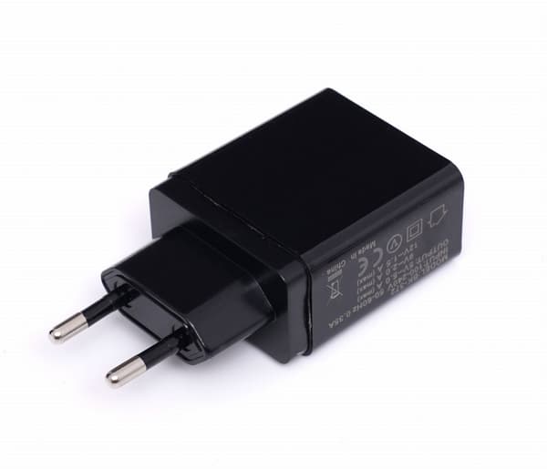 Quick Charge 3.0 vægoplader KD1236