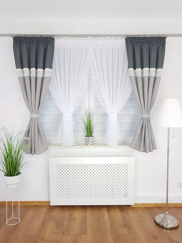 Färdig gardin - set med grå gardiner