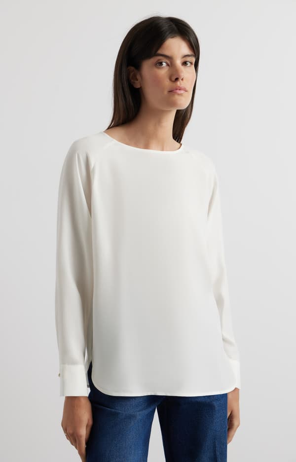 Ensfarvet bluse 36