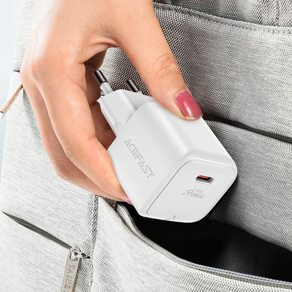 Mini PD 20W GaN Väggladdare + USB-C Kabel Vit