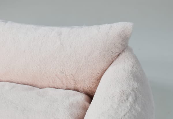Fluffig hallonpuddingbädd XS - 60 cm x 50 cm
