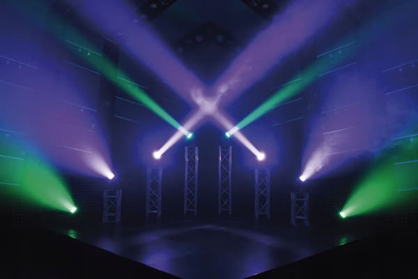 Showtec Shark Wash Zoom One - Wash Moving Head