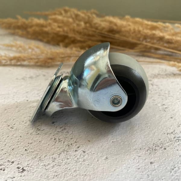 Möbelhjul, gummi, SVÄNGBART, runt, 50 mm diameter