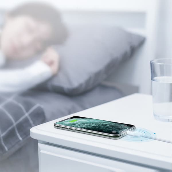 MFi USB-C - iPhone Lightning -kaapeli 20W 3A 0.25m - Valkoinen