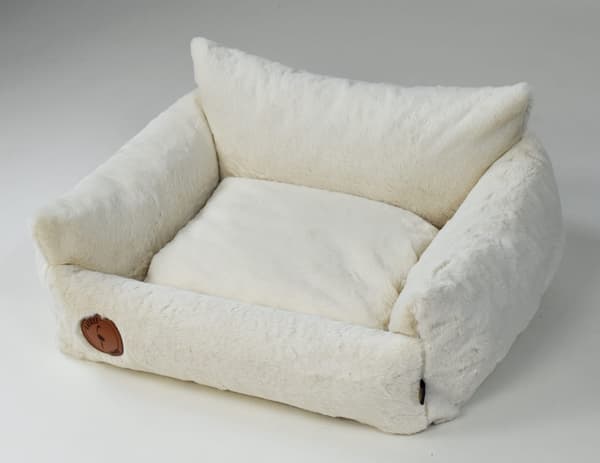 Blød cremefarvet seng S - 70 cm x 60 cm