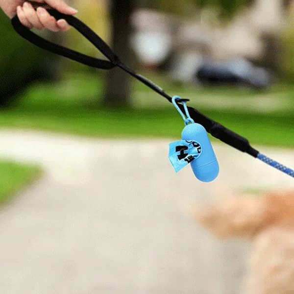 Blått hundbajspåsefodral 9,5 cm