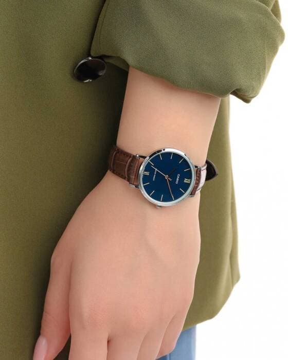 Naisten kello Casio LTP-VT01L-2B + laatikko