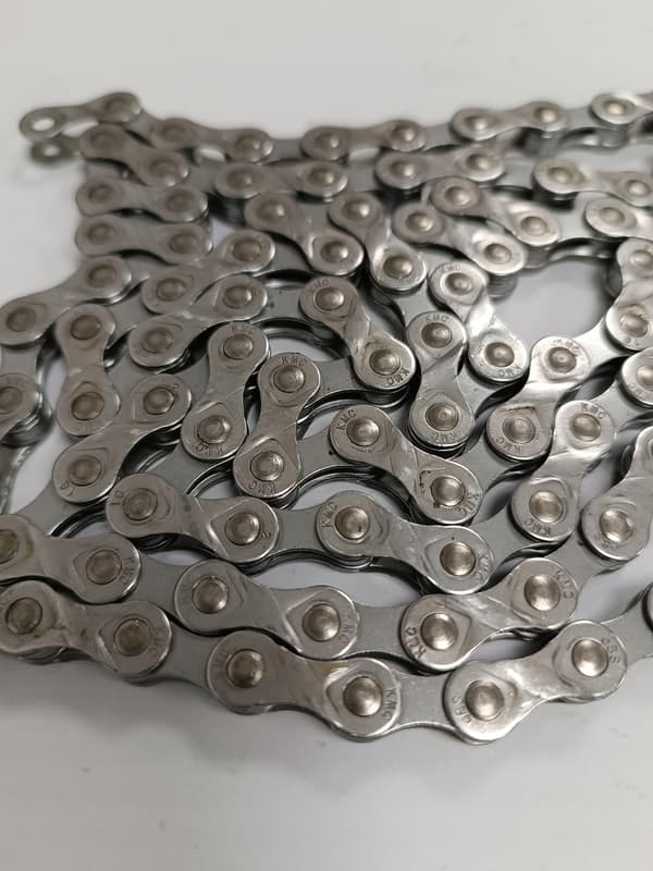 KMC E8S Cykelkæde 1/2"x3/32" 116 Led + CL573 8s Elcykel Led
