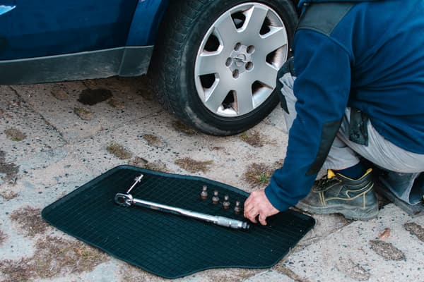 Förarmatta för: Chrysler Pacifica RU minivan (2016-)