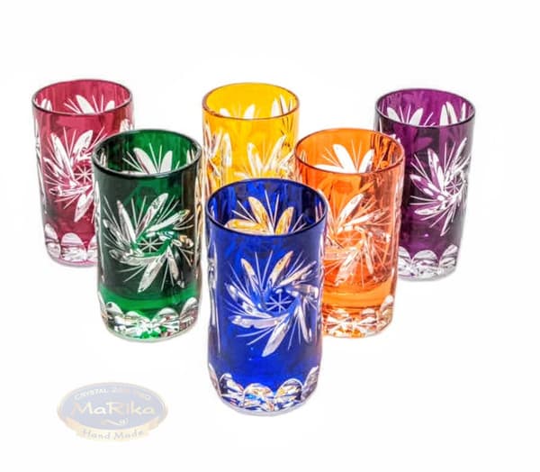 Färgglada kristallglas för vodka 30ml Oliwka Grinder
