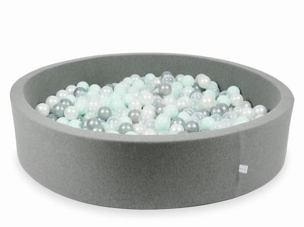 Tør grå pool 130x30 med 600 bolde: transparent, perle, sølv, lys mint