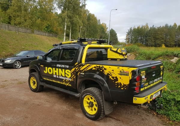 Takräcke för terrängmontering av kapslar