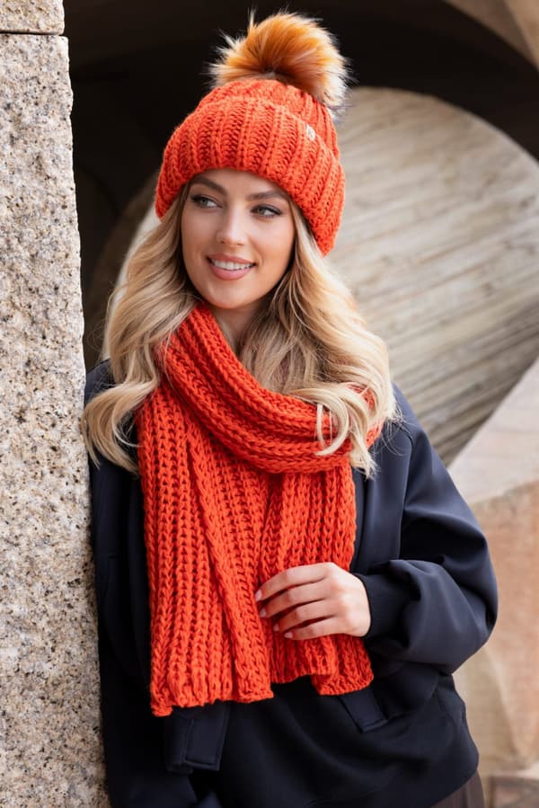NEREA vinterhue, tyk vævet, orange farve