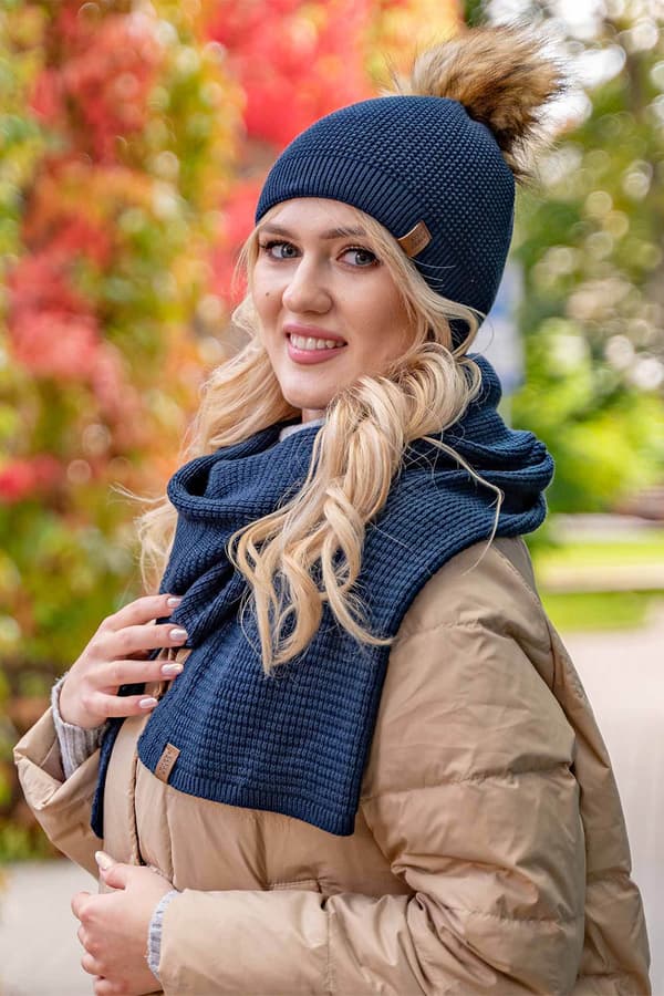 Vivisence 7041 marinblå uni-hatt