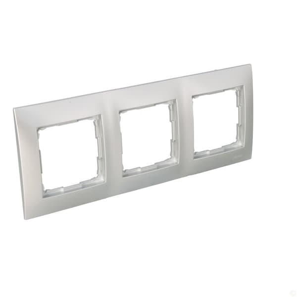 Universal 3-kanals ramme IP20 / IP44, mat sølv Simon54