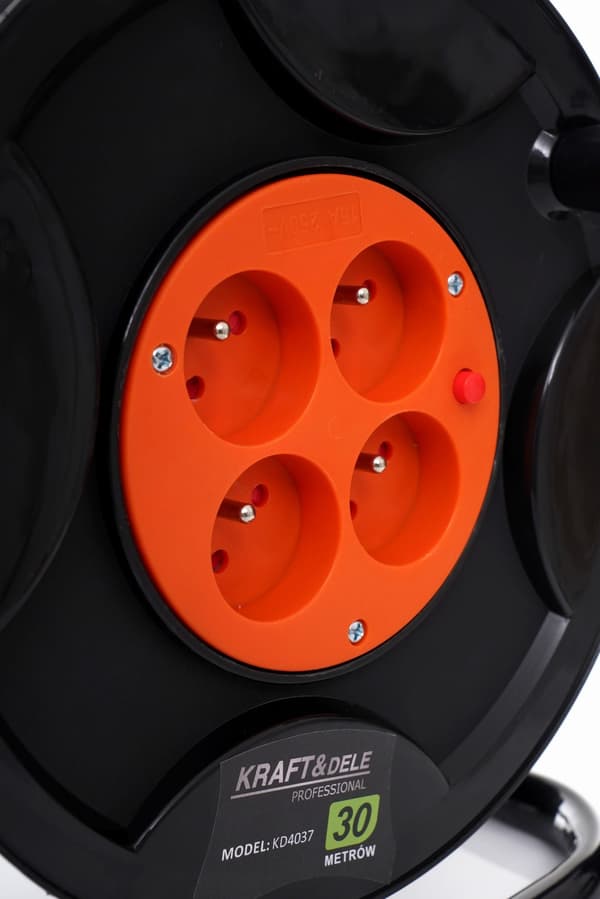 30M forlængerkabelrulle + LED KD4037