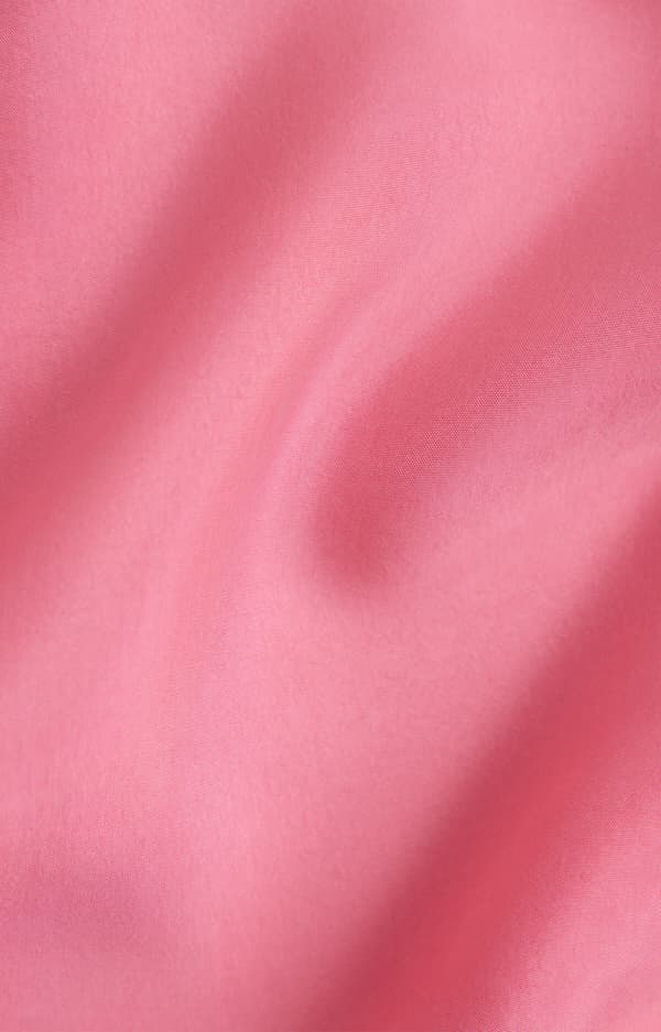Ensfarvet bluse 42