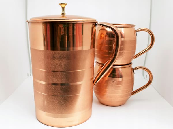 Sæt: Kobberkande 2l + 2 kopper 0,45l striber