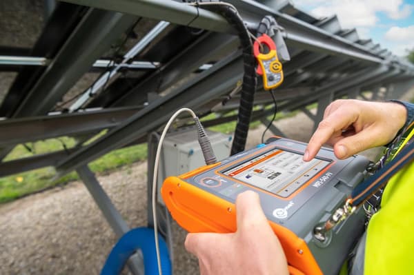 SONEL MPI-540-PV multifunktionell solcellsmätare