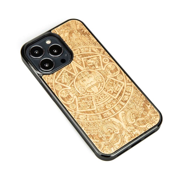 Træetui til iPhone 13 Pro AZTEC KALENDER ANIEGRE