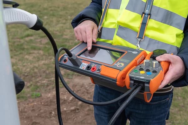 SONEL MPI-536 Elektrisk Parametermåler med Kabeladapter