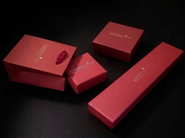 585 guldøreringe DISKULE MED LYS OPAL 3,07 g moderne design 14k