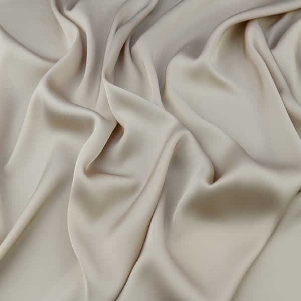 Lys beige silkechiffon