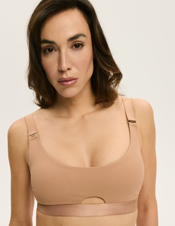 Bianco Esotiq Soft Bh | Lysebrun M