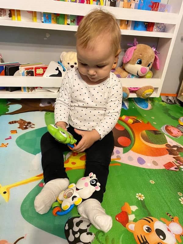 Sanse-rangleelefant med lette melodier 61