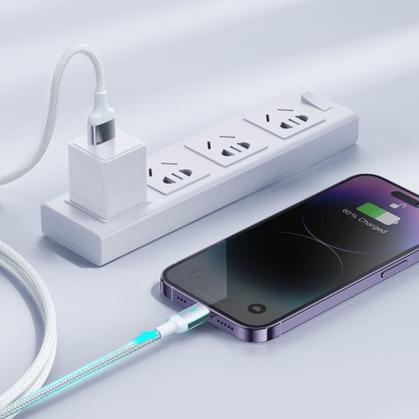 Kabel för iPhone A10-serien USB - Lightning 2.4A 1.2m vit